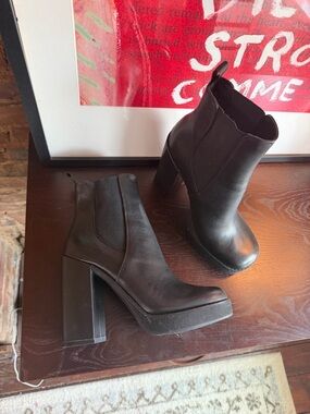 Steve Madden Black Platform Block Heel Ankle Boots - Women